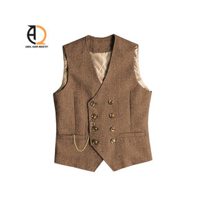 Chaleco Neza Bazi, Elegante Chaleco Tradicional para Montar a Caballo - Product Image 3