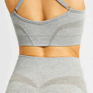 Ensemble de yoga pour femme 2026, respirant, confortable, haute élasticité, haute qualité, avec logo personnalisé imprimé sur le devant, sans couture, pour le yoga et la gym - Product Image 6