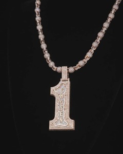 Pendentif Lettre en Diamant de Laboratoire Iced Out - Bijoux Hip Hop Personnalisés Plaqué Or Rose et Rhodium par Jay Balaji Diamonds - Product Image 1