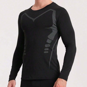 Chemise de compression à manches longues pour homme sur mesure, exportateur pakistanais, vêtements de sport respirants et légers pour les marchés mondiaux - Product Image 1