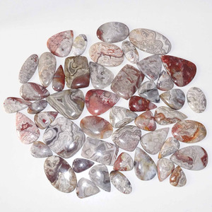 Pierre polie en agate Crazy Lace de qualité supérieure pour la guérison des chakras, la thérapie Reiki et la décoration intérieure, disponible au meilleur prix - Product Image 1