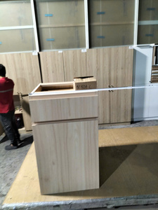 Gabinete de Cocina Moderno de Madera de Abedul y Roble BC18D1-L con Diseño de Panel de Puerta y Cajón de MDF - Fácil Instalación - Product Image 3