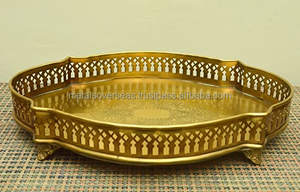 Plateau de service en laiton artisanal avec design gravé orné et poignées Plateau traditionnel en laiton doré pour thé, café et service de nourriture - Product Image 6