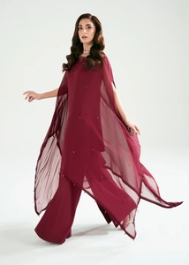 Traje pakistaní color borgoña con chal de malla con cuentas, kurta recta y conjunto palazzo para mujer, ropa formal. - Product Image 3