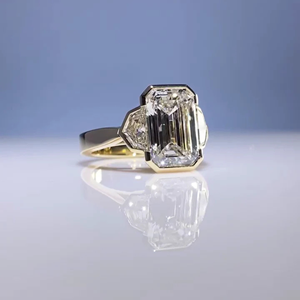 Bague de fiançailles et de mariage en or jaune 14 carats avec diamant de laboratoire taille émeraude de 2,60 carats, cadeau de fête, bijoux - Product Image 2