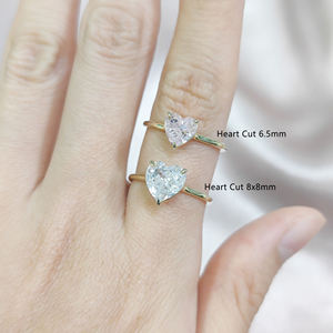 Bague de fiançailles unisexe de luxe AMBER JEWELS en argent 925 avec moissanite et perle d'eau de mer, sertie à griffes, plaquée rhodium, certifiée IGI - Product Image 1