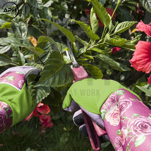 Gants de jardinage de sécurité de qualité supérieure, motif rose rouge magenta, avec dos en maille douce, pour travaux de paysagisme et de jardinage - Product Image 6