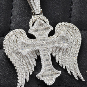 Pendentif Croix Ailes d'Ange Plaqué Argent 925 avec Diamants Moissanite, Breloque Religieuse Hip Hop, Bijou Unisexe Tendance, Cadeau - Product Image 4
