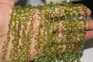 Vente en gros 4*6-5*7mm 8 pouces perles en forme de poire coupe latérale péridot pierre naturelle à facettes pour la fabrication de bijoux - Product Image 5