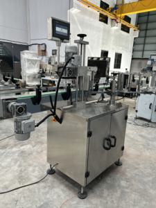 เครื่องติดฉลากสติกเกอร์แบบดิจิตอลอัตโนมัติความเร็วสูง หน้าจอสัมผัส PET ระบบขับเคลื่อนด้วยไฟฟ้าสำหรับอุตสาหกรรม ราคาดีที่สุดสำหรับขวด - Product Image 4