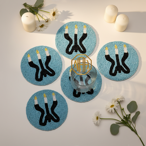 Posavasos Artesanal de la Colección Heritage, con Cuentas, Ecológico, Diseño de Vela Azul Claro y Negro, Tradicional, 100 mm de Diámetro - Product Image 1