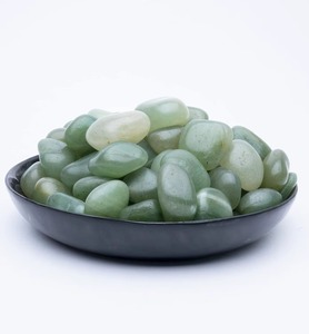 Piedras de Jade Verde Natural Pulimentadas, Forma Redondeada Irregular de 18-25 mm, Gema Natural de Calidad para Decoración del Hogar y Manualidades - Product Image 1