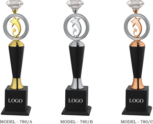 Ensemble de 3 trophées haut de gamme avec un design unique pour les événements spéciaux - Product Image 2