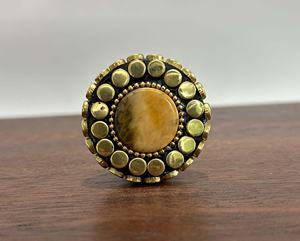 Tiradores de cajón de madera clásicos Puntos de cadena de plata Diseño hecho a mano ecológico Fondo relleno de cerámica amarilla para la decoración de la cocina del hogar - Product Image 4