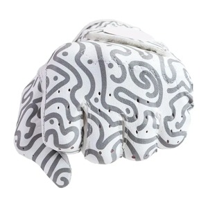 ถุงมือกอล์ฟสีขาวพร้อมลายสีเทา ดีไซน์นุ่มสบาย เหมาะสำหรับผู้ชาย - Product Image 4