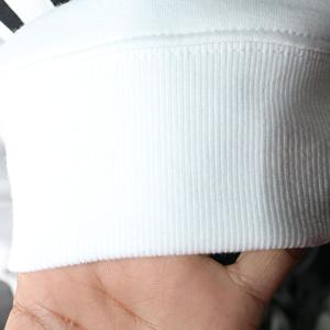 Sweat-shirt à col montant DECARO ASH GREY 100% BLANC avec broderie appliquée, col large, URBAN PRODUCTIONS - Product Image 6