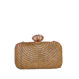 Mariage indien fait à la main soie Patola broderie pochette pour femmes faveurs de mariage cadeau soirée embrayages par LUXURY CRAFTS - Product Image 1