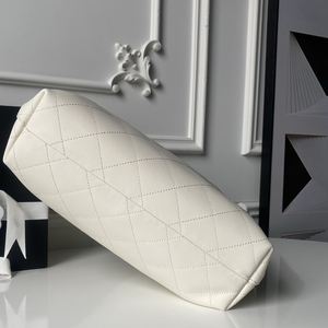 กระเป๋าถือและกระเป๋าสะพายผู้หญิงดีไซน์ใหม่ประจำฤดูร้อน/ฤดูใบไม้ผลิ ปี 2026 คุณภาพสูง หนังแท้ สะพายไหล่ ทรงโท้ท ทรงโฮโบ ขนาดมินิ - Product Image 2