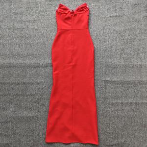 Vestido de Noche Negro Recto Midi de Lujo con Cuello Halter y Cadena de Cristales, Elegante Vestido de Gala VIP de Alta Costura - Product Image 6