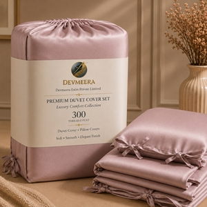 Attache de couette en coton naturel et bambou très demandée avec coutures robustes pour hôtels, maisons et dortoirs – Disponible à la vente - Product Image 5