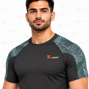 <b>Men</b> UV Protection <b>Swim</b> <b>T</b> <b>Shirt</b> Polyester Spandex Quick Dry Breathable Stretch Surf <b>Shirt</b> Beach Wear Custom OEM Factory - Product Image 5