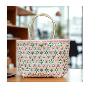 ถุงพลาสติกแฟชั่นทันสมัยสำหรับร้านเสื้อผ้า บรรจุภัณฑ์สำหรับขายปลีก ถุงช้อปปิ้งนำกลับมาใช้ใหม่ได้ ดีไซน์หรูหราสำหรับการสร้างแบรนด์บูติก - Product Image 1