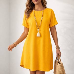 Robes décontractées élégantes pour femmes, à motifs unis, en satin, à manches courtes, vente en gros directe d'usine - Product Image 1