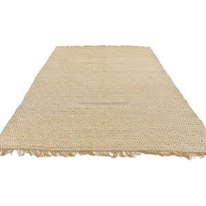 Tapis carrés à la mode salon grand fait à la main dans une conception et une forme différentes fournisseur indien nouveau tapis rectangulaire en jute tressé personnalisé - Product Image 2