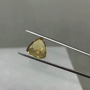 Citrino Dorado Natural de 3MM, Corte Trillón, Gema Suelta de la Mejor Calidad para Joyería - Product Image 3