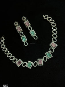 Ensemble de bijoux de mariée en diamant américain classique Collier et boucles d'oreilles en deux pièces pour mariage Style classique à la mode - Product Image 4