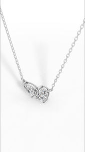 Elegante Collar Toi et Moi con Diamantes Cultivados en Laboratorio con Corte Oval y Pera en Oro de 14K que Simboliza la Armonía y la Conexión Eterna - Product Image 3