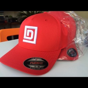 หมวกแก๊ป Snapback สีดำ ผ้าฝ้าย ปักลายตัวอักษร ดีไซน์ Unisex ปรับขนาดได้ 6 แผง สไตล์สตรีท - Product Image 6