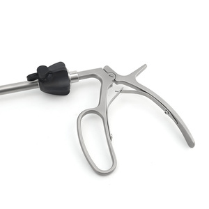 ชุดเครื่องมือผ่าตัดแบบส่องกล้อง Nathanson Liver Retractor พร้อมคู่มือการใช้งาน  คลิปหนีบลำไส้ คีมถอดคลิป คีมจับหลอดเลือดแดง - Product Image 6