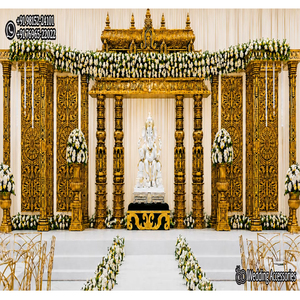 Scène de mariage traditionnelle du sud de l'Inde pour grandes cérémonies – Achetez la dernière décoration de scène de mariage tamilienne en finition dorée - Product Image 1