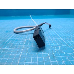 HIRATA KWF-12C-T1 Loadport d'occasion, équipement semi-conducteur de seconde main, pièces détachées - Product Image 1