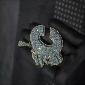 Colgante de Letra C con Incrustaciones de Moissanita, Estilo Hip Hop, Personalizable con Iniciales, Joyería Brillante Estilo Rapper - Product Image 4