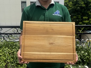 Planche à découper en bois rectangulaire, best-seller, antidérapante, avec rainure pour les jus, pour usage en cuisine, fabriquée au Vietnam - Product Image 1