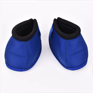 Protège-pattes pour chevaux, robustes, avec fermeture auto-agrippante renforcée pour une performance durable - Product Image 1