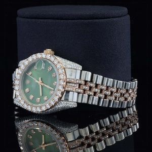 Montre pour homme à mouvement à quartz, date, cadran rond vert, verre rétro, diamant moissanite luxueux, bicolore, à prix bas - Product Image 5