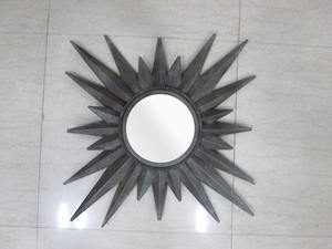 Miroir mural décoratif avec cadre, approvisionnement en gros pour le marché mondial - Product Image 6