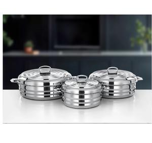 จานเชฟทรงกลมสแตนเลสสตีลสีเงินสลักลาย พร้อมฝาปิด และหม้อไฟตกแต่งขัดเงาพร้อมด้ามจับทองเหลือง - Product Image 4