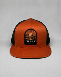 Wholesale Custom Woven Patch Logo 5 Panel Trucker <b>Hat</b> <b>Flat</b> Brim Mid Profile Mesh Cap Two Tone Outdoor High Quality Premium <b>Hat</b> - Product Image 1