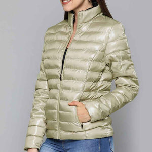 Chaqueta Acolchada Ligera para Mujer, Manga Larga, Cuello Alto, Poliéster, Abrigo de Invierno, Color Sólido, Cierre de Cremallera, Ropa de Otoño - Product Image 2