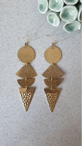 Brass <b>Earring</b> with simple trending designs made in India - metal jewelry - Product Image 5
