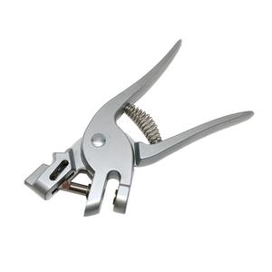 คีมติดป้ายหูสัตว์ สแตนเลส คีมตัดหูสัตว์ คีมติดป้ายหูสำหรับปศุสัตว์ สุกร แกะ แพะ วัว โค - Product Image 1