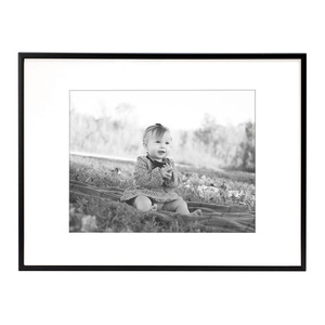 Cadre photo en métal mat de style export haut de gamme pour table et mur – Cadre photo moderne et minimaliste - Product Image 2