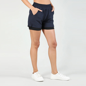 Nouveauté : Shorts de sport compressifs pour femmes à double couche / Shorts à double couche pour femmes avec logo brodé personnalisé - Product Image 4