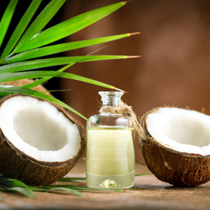 Huile de Coco Bio Pressée à Froid de Qualité Supérieure, Hydratante pour la Peau et les Cheveux, Anti-Chute et Anti-Pelliculaire, en Bouteille Plastique – Meilleure Vente - Product Image 1