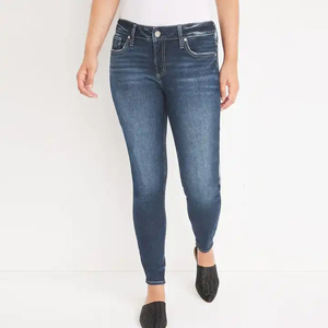Nueva Llegada 2026 Pantalones Vaqueros de Mezclilla para Mujer, Casuales, Lavados, Venta al por Mayor, OEM, Ajuste Ceñido, Transpirables, con Aspecto Lavado - Product Image 2