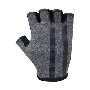 Nouvelles gants de sport demi-doigts à prix abordable, légers, pour la gym et les activités de plein air, fabriqués au Pakistan - Product Image 2